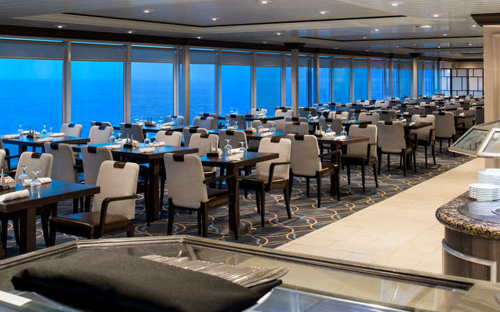 Bateau Azamara Journey